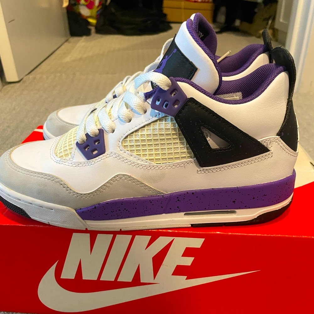 Air Jordan 4s Speckled Purple, White, Black, Gray Sneakers Size 5.5 girls